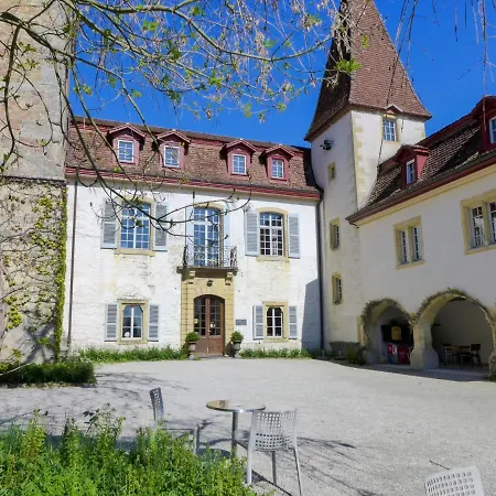 Schloss By Interhome Daire Münchenwiler